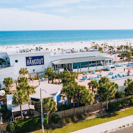 Budget Friendly Condo Perfect For A Romantic Getaway Within Walking Distance To The Beach! غولف شورز المظهر الخارجي الصورة